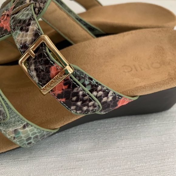 Vionic By Orthaheel Park Radia Mint/Black Crocodile Wedge Sandals Woman’s 8 - Picture 8 of 12